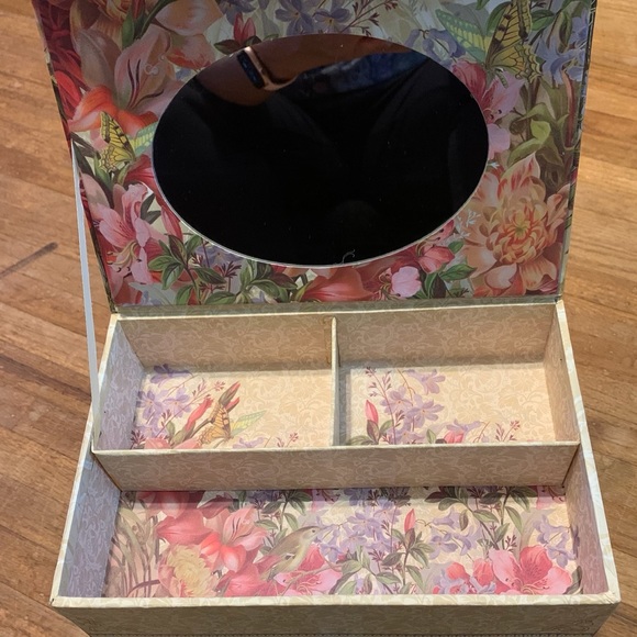 Punch Studio jewelry box / organizer - Picture 3 of 14